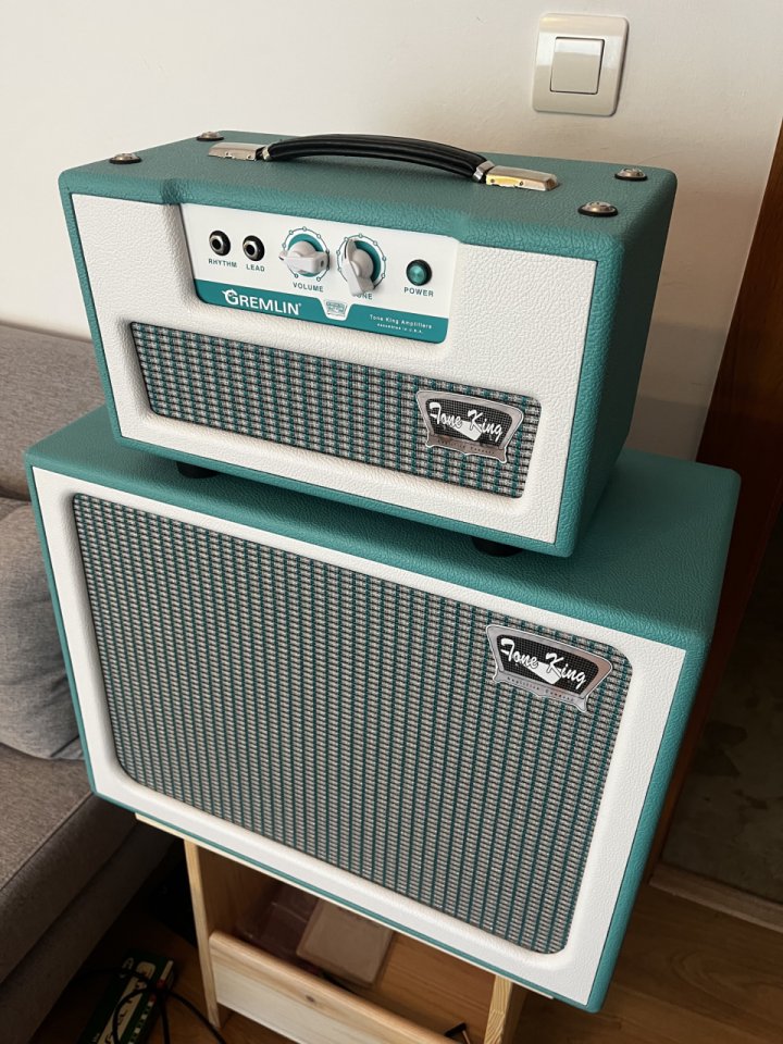 Tone King Gremlin Head + Cab de segunda mano · Foto 1 de 6 · Granada · 1975 €