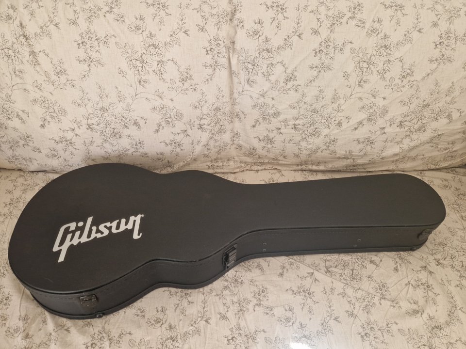 Gibson Les Paul Classic Honeyburst 2022 - Demo de segunda mano · Foto 7 de 10 · Madrid · 1500 €