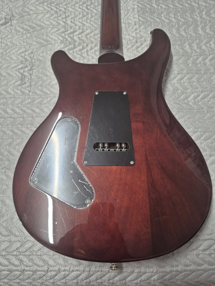 PRS SE CUSTOM 24 BG de segunda mano · Foto 4 de 6 · Madrid · 650 €