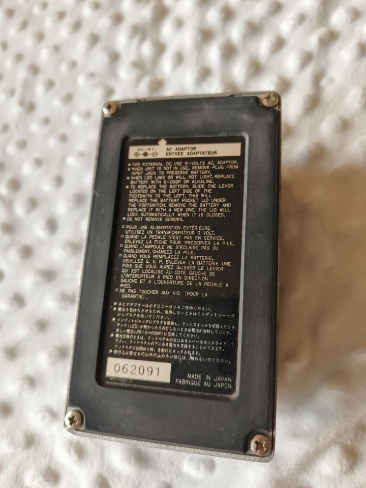 Pedal IBANEZ FLL Flanger, años 80