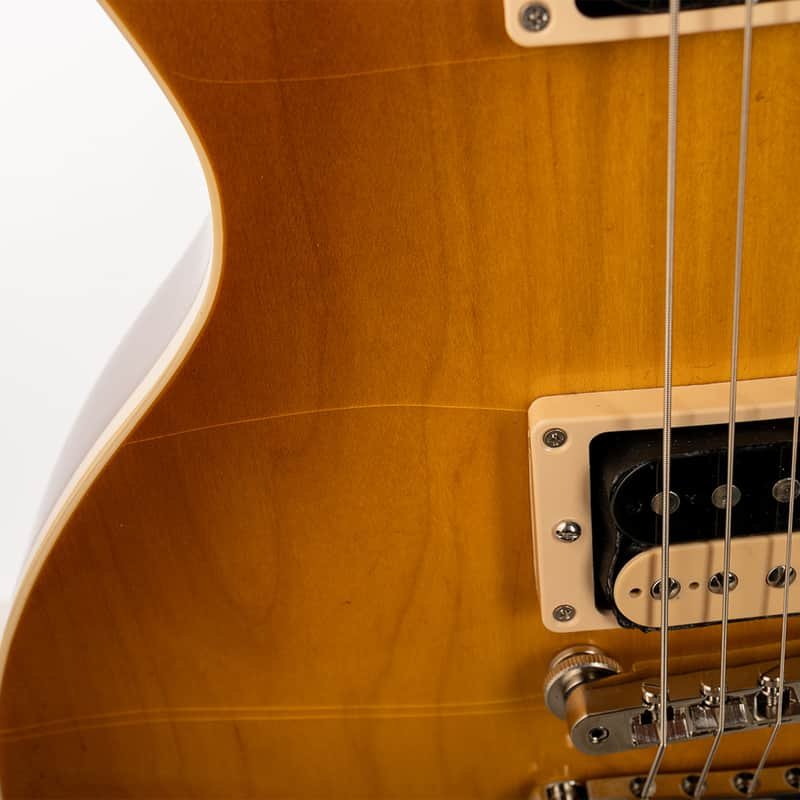 Gibson Les Paul Classic Honeyburst 2022 - Demo de segunda mano · Foto 8 de 10 · Madrid · 1500 €