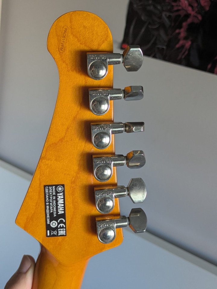 Yamaha Pacifica 611VFM de segunda mano · Foto 7 de 9 · Valencia · 450 €