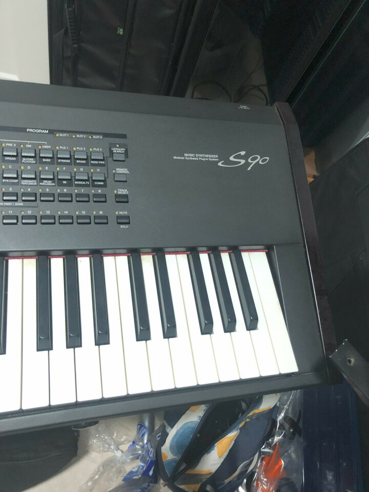 Yamaha S90