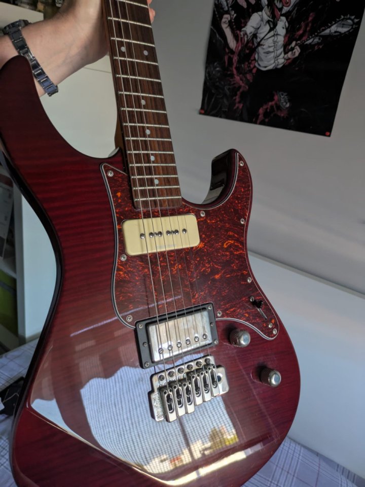 Yamaha Pacifica 611VFM de segunda mano · Foto 8 de 9 · Valencia · 450 €