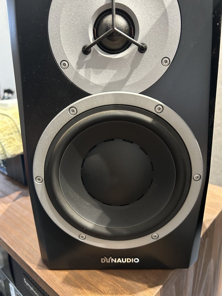 Dynaudio BM5 MKIII de segunda mano · Foto 2 de 4 · Granada · 650 €
