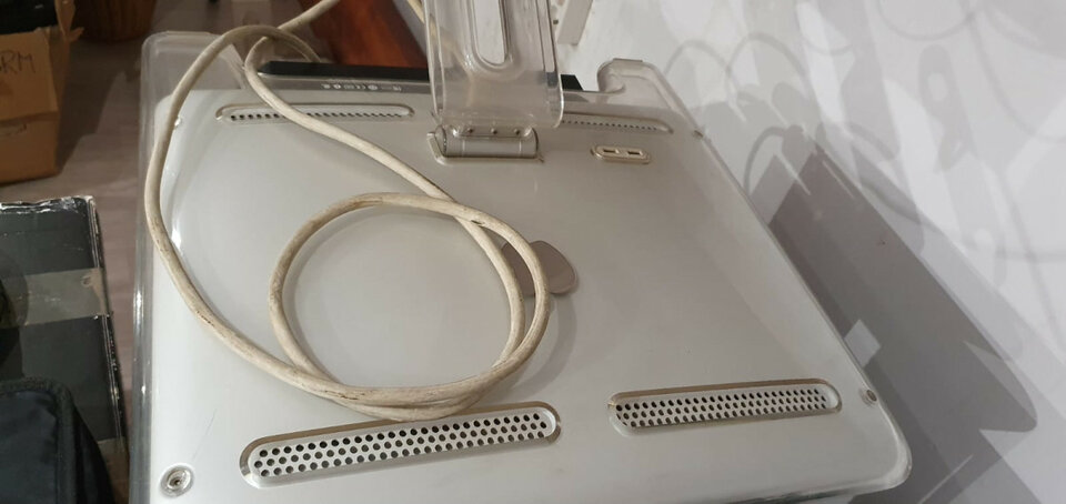 Apple G5 con monitores Apple Display. Leer bien descripción. Black Friday