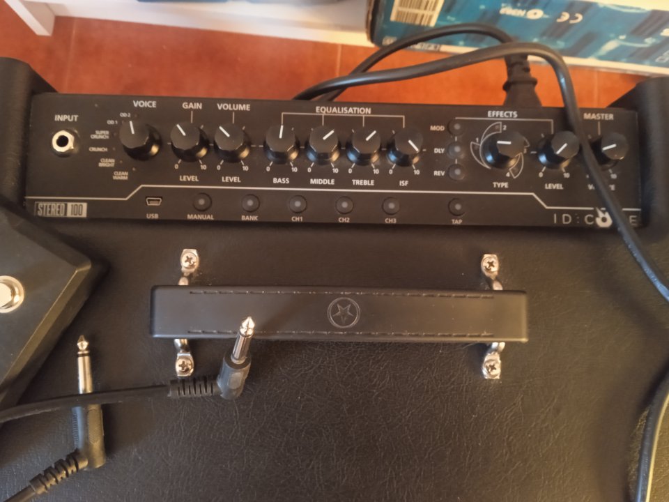 Blackstar id core 100 stereo