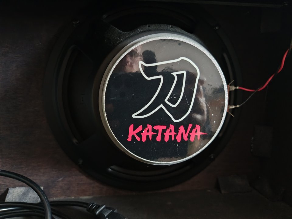 Boss katana 100 mk2 + pedal GA-Fc de segunda mano · Foto 6 de 7 · Cantabria · 230 €