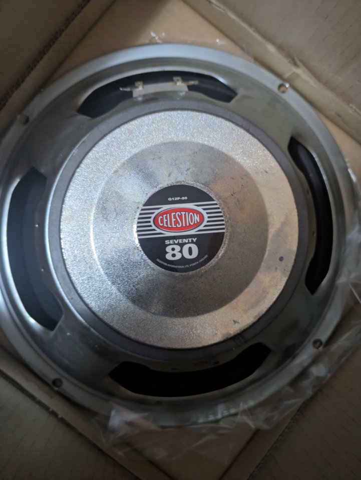 Celestion seventy 80 16 ohm de segunda mano · Foto 1 de 3 · Sevilla · 50 €