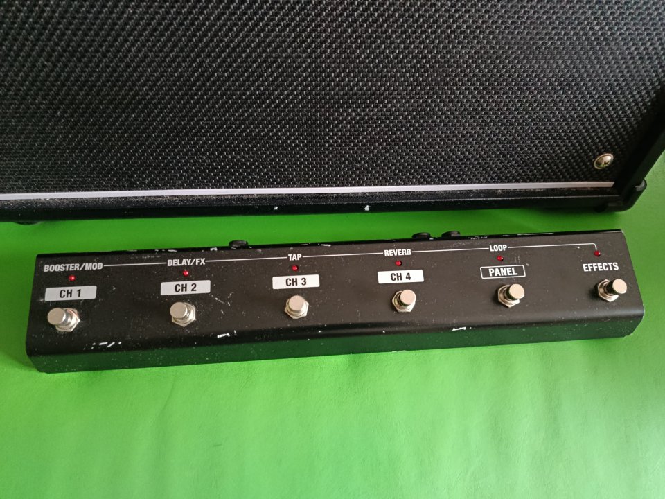 Boss katana 100 mk2 + pedal GA-Fc de segunda mano · Foto 7 de 7 · Cantabria · 230 €