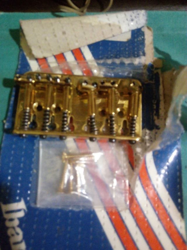 Golpeadores puentes y piezo