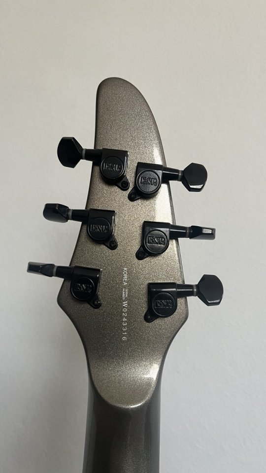 Guitarra barítona LTD HB-300 27" Made in Korea