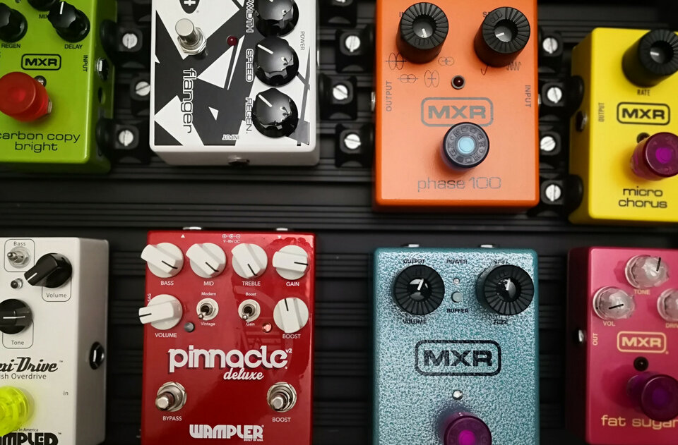 Pedales MXR y WAMPLER
