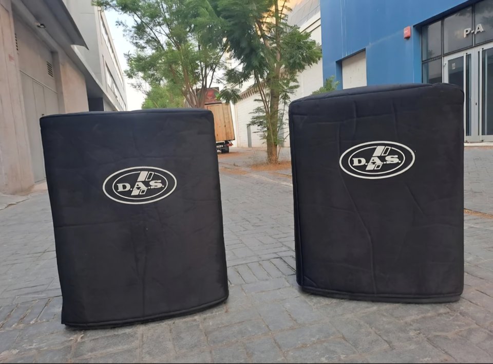Dos Subgraves Das Vantec 18a Autoamplificados Con Fundas Incluidas