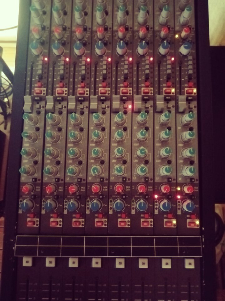 AMEK PREAMS+EQ de segunda mano · Foto 3 de 9 · Toledo · 1400 €