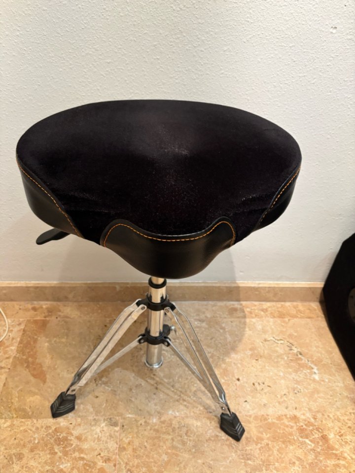 Sillín Hidráulico Roland