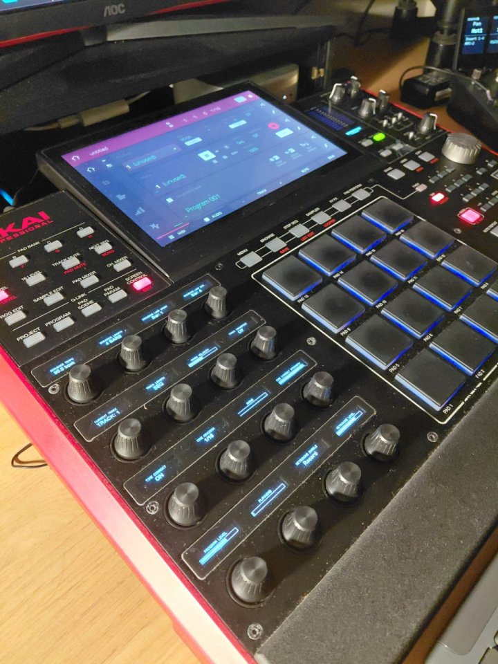 Akai MPC X