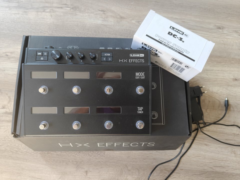 Keeley Aria, Proco Rat2, Line6 HX Effects, CryBaby... (Listado) de segunda mano · Foto 4 de 10 · Badajoz · 100 €