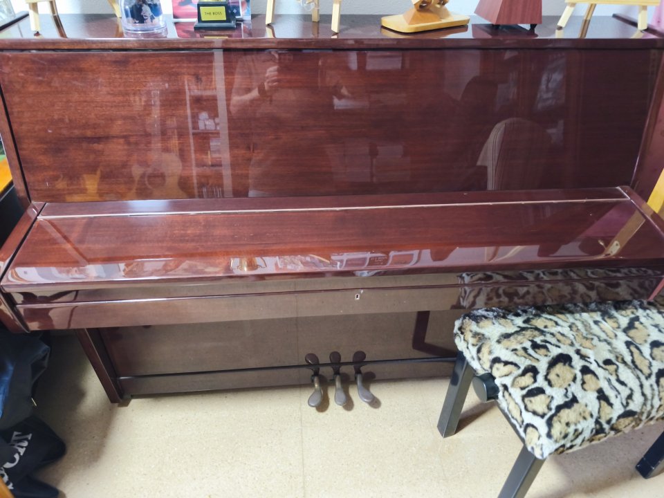 Piano Melford de segunda mano · Foto 1 de 5 · Alicante · 1200 €