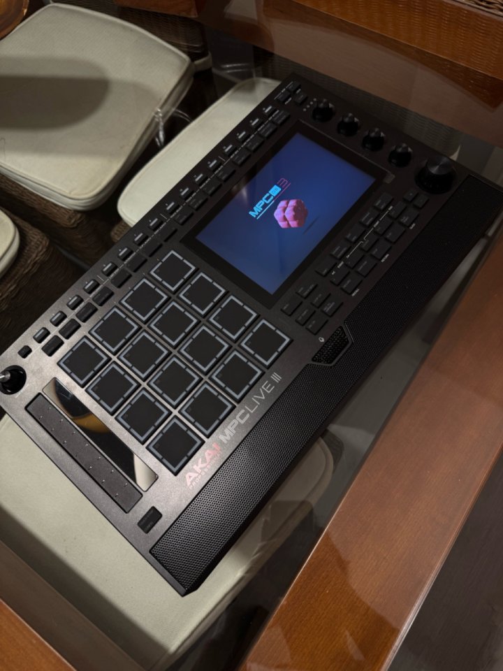Akai Mpc Live III