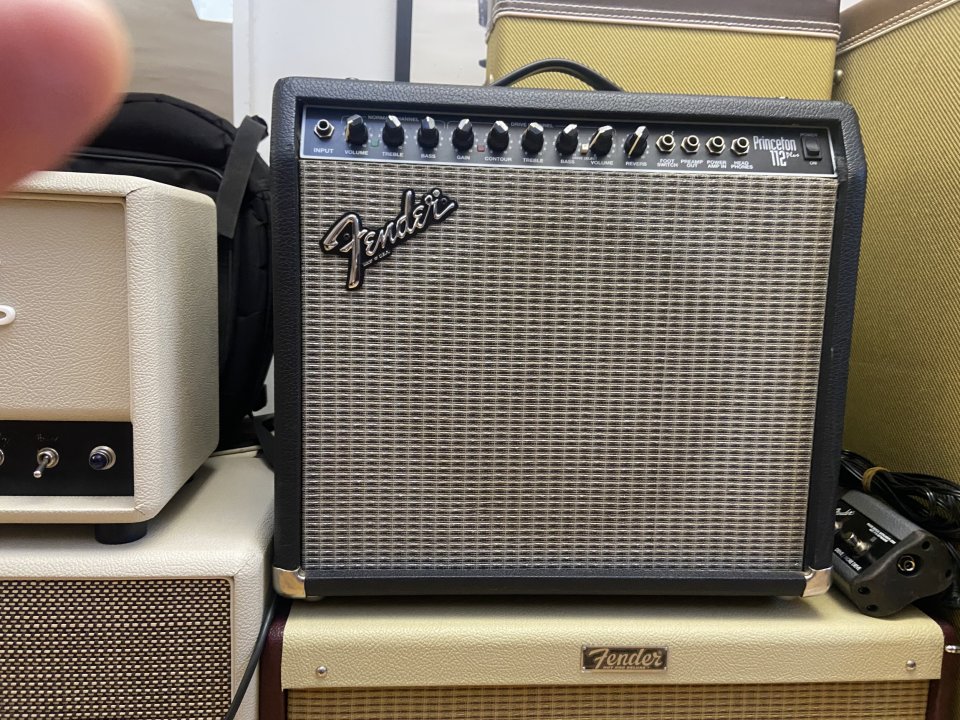 Fender Princeton 112 Plus USA de segunda mano · Foto 1 de 9 · Valencia · 300 €