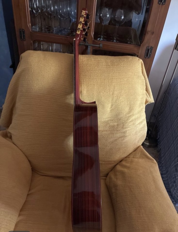 Guitarra flamenca M Romero de segunda mano · Foto 3 de 9 · Sevilla · 1200 €
