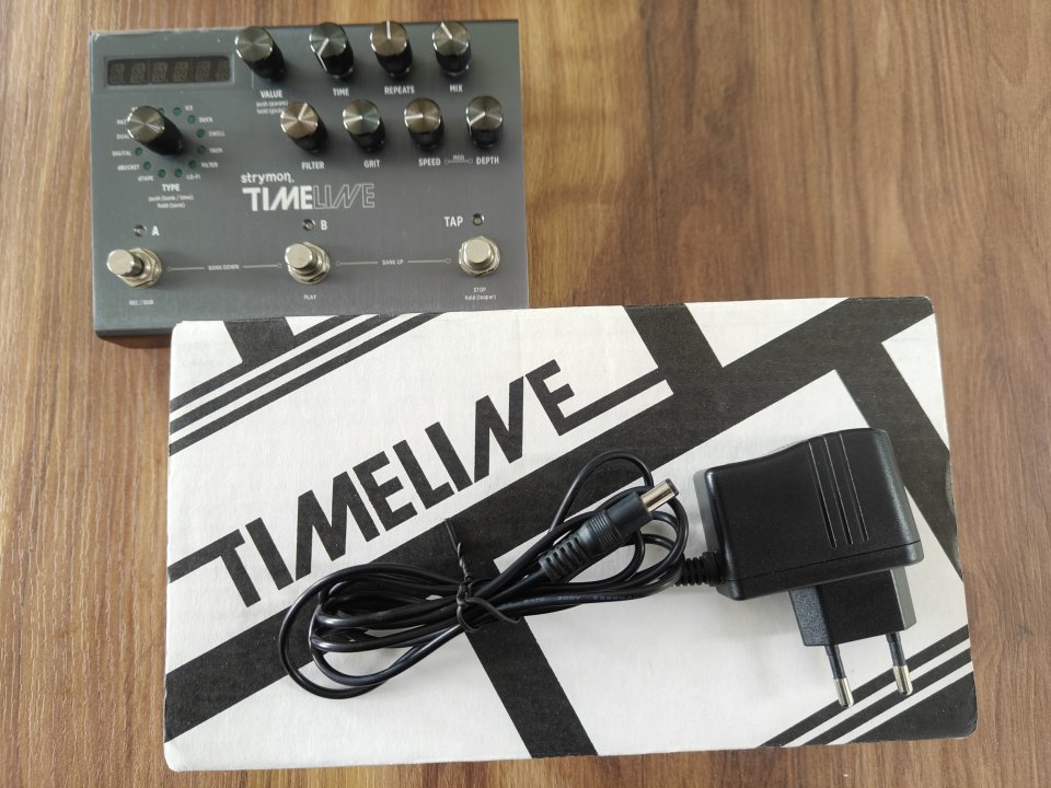 Keeley Aria, Proco Rat2, Line6 HX Effects, CryBaby... (Listado) de segunda mano · Foto 6 de 10 · Badajoz · 100 €