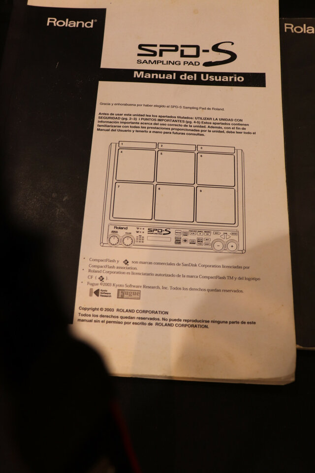 Roland SPD-S Manual en Castellano y otro en Inglés