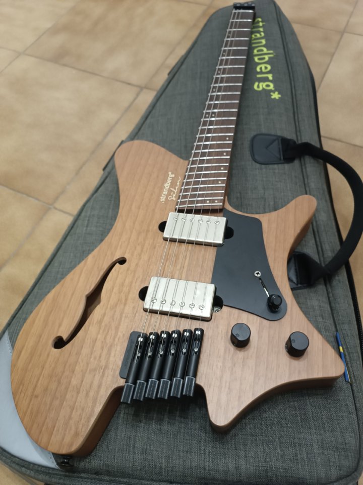 Strandberg Salen Jazz NX Natural de segunda mano · Foto 1 de 8 · Girona · 1500 €