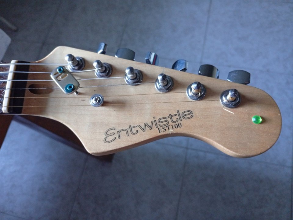 Entwistle super-Strat de segunda mano · Foto 3 de 6 · Barcelona · 200 €