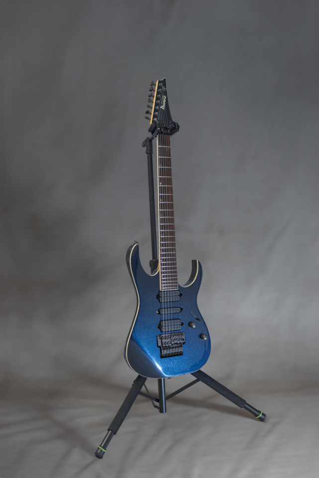 Ibanez MIJ Prestige RG1077XL 27" 7 Cuerdas con Estuche