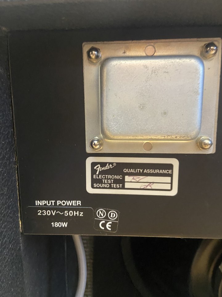 Fender Princeton 112 Plus USA de segunda mano · Foto 8 de 9 · Valencia · 300 €