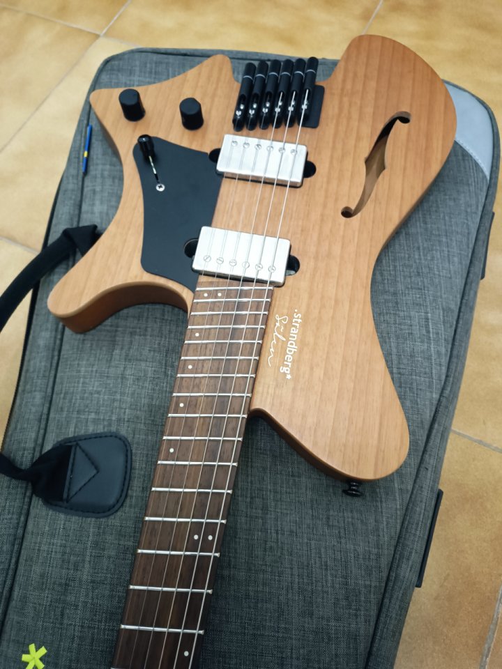 Strandberg Salen Jazz NX Natural de segunda mano · Foto 4 de 8 · Girona · 1500 €
