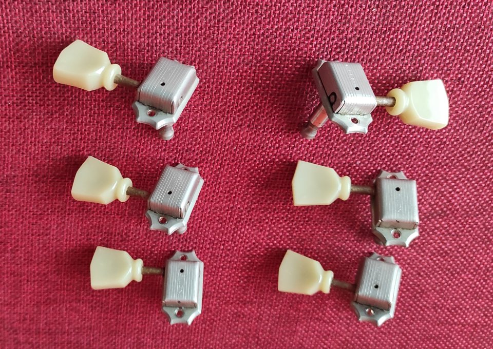 Clavijeros originales Tokai vintage kluson