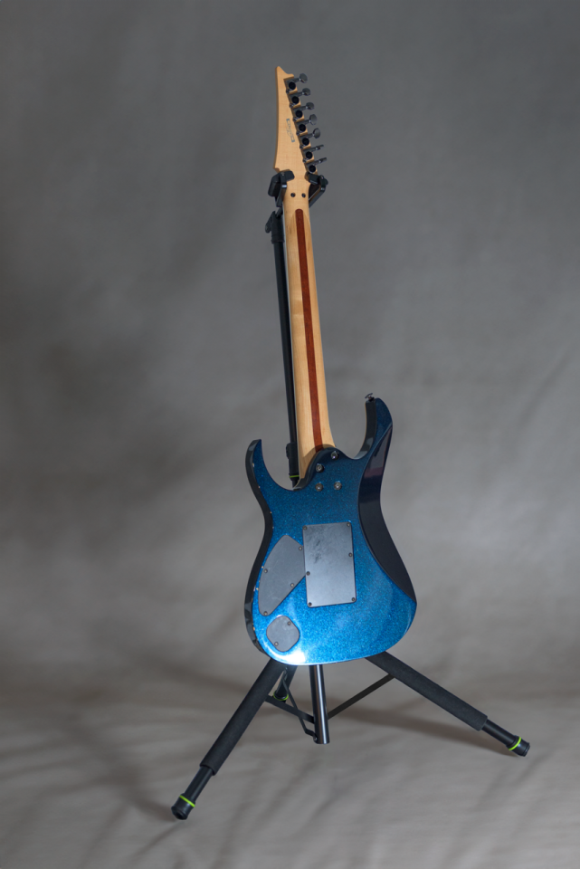 Ibanez MIJ Prestige RG1077XL 27" 7 Cuerdas con Estuche