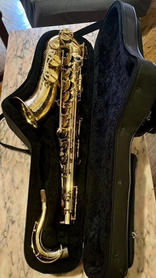 Vendo Saxofón Tenor Yamaha YTS 62