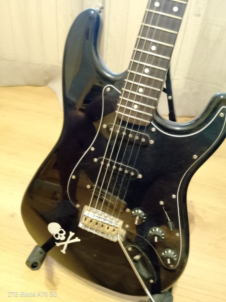 Modelo STRATO de segunda mano · Foto 1 de 5 · Ávila · 500 €