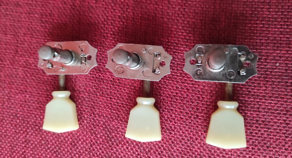 Clavijeros originales Tokai vintage kluson