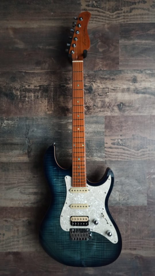 Sire s7 Larry Carlton NUEVA