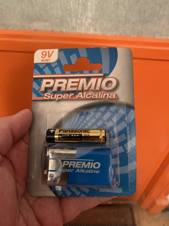 Samson Airline AP1 sistema inalámbrico "stompbox" con micrófono modelo AG1