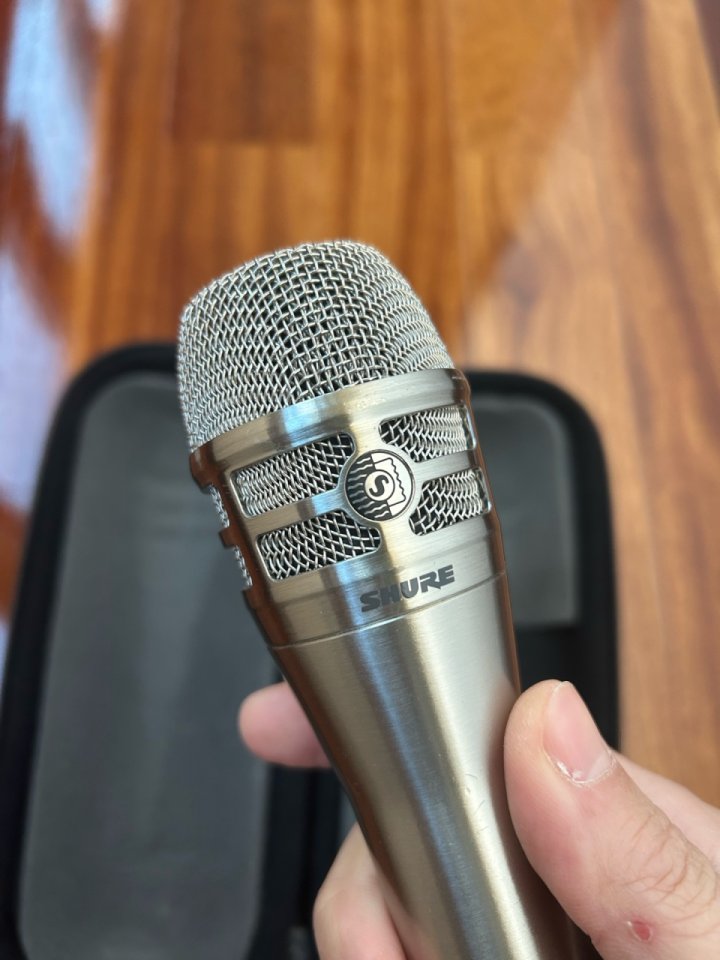 Shure KSM8N de segunda mano · Foto 1 de 10 · A Coruña · 250 €