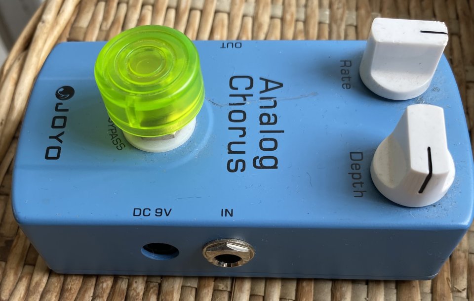Pedal Joyo Analog Chorus de segunda mano · Foto 2 de 2 · A Coruña · 20 €