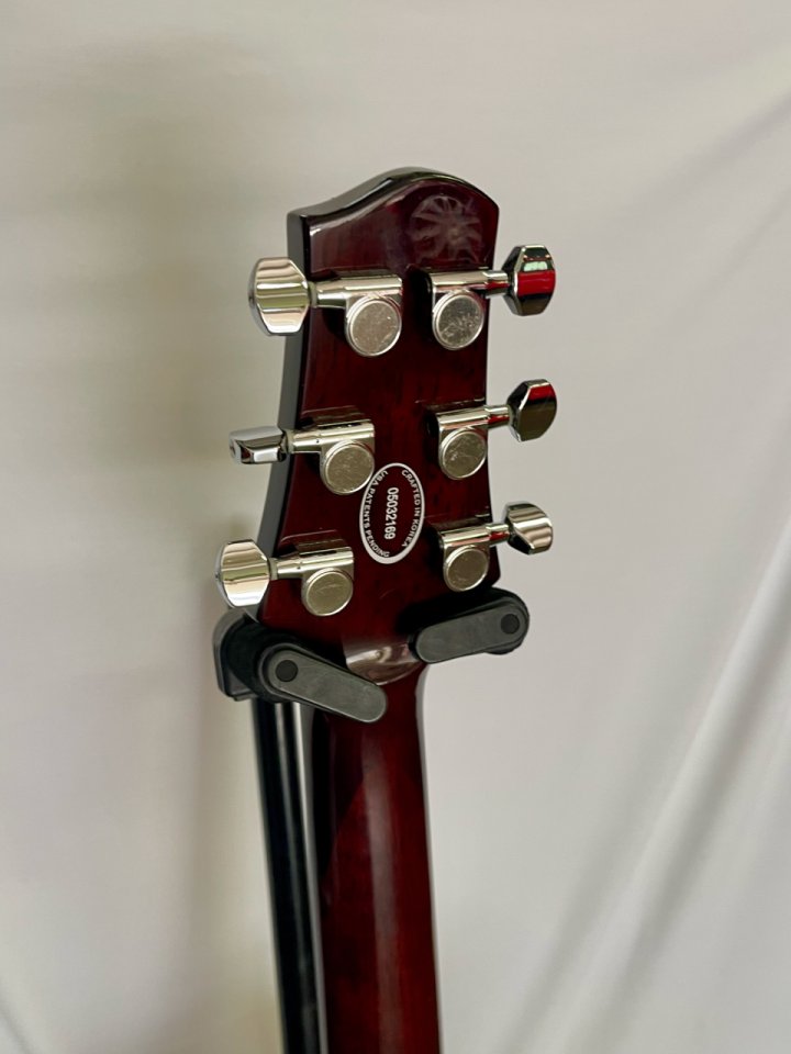 Line 6 Variax Acoustic 700 - Sunburst de segunda mano · Foto 6 de 10 · Barcelona · 800 €