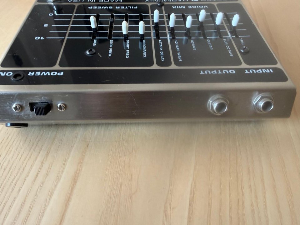 Electro Harmonix Micro Synthesizer de segunda mano · Foto 2 de 3 · Barcelona · 275 €