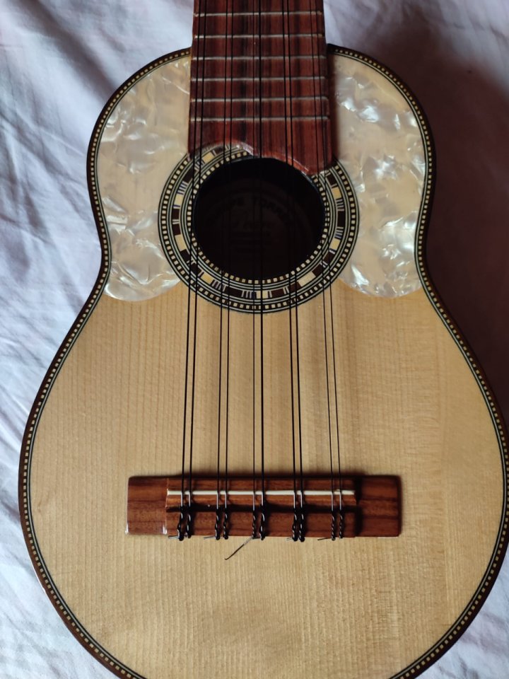 Charango Boliviano