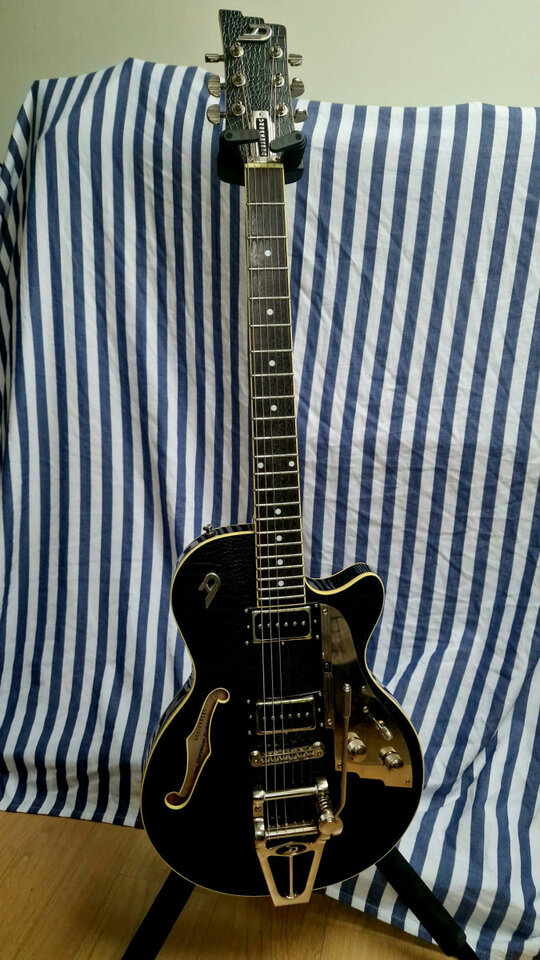 Duesenberg Starplayer TV Outlaw – Estado NUEVO