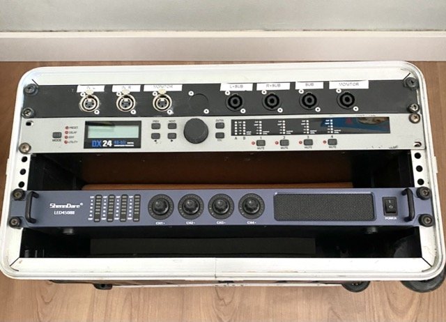 Equipo de Sonido "LAN" de segunda mano · Foto 5 de 10 · Málaga · 500 €