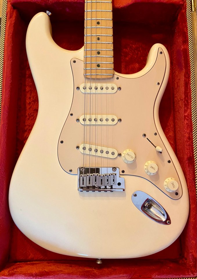 Fender Stratocaster Standard AM