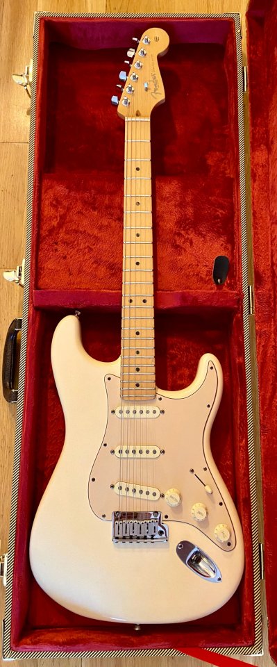 Fender Stratocaster Standard AM