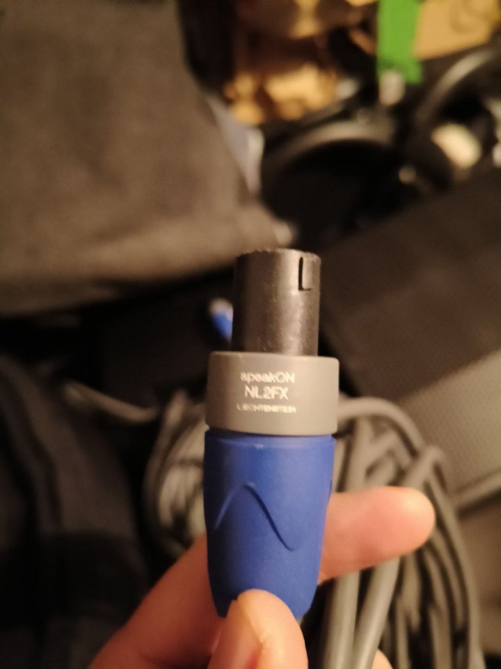 Equipo de Sonido T-BOX: Subwoofer y Cajas